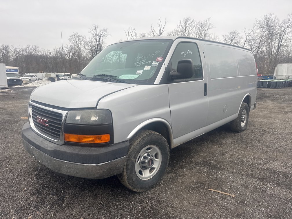 2015 GMC Savana Cargo Van