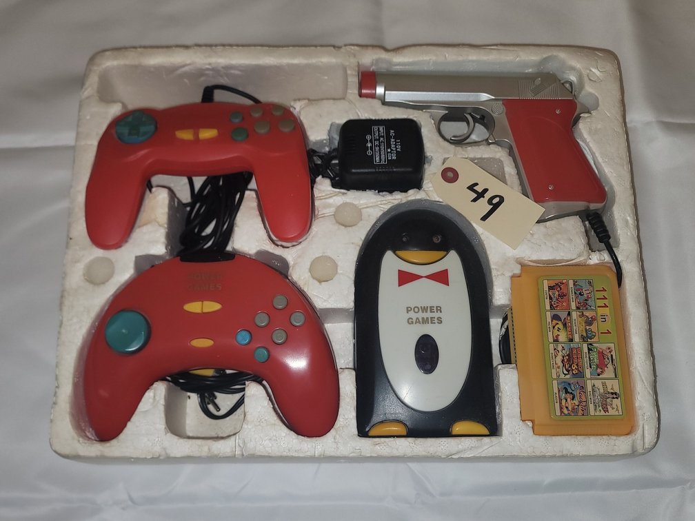 Retro "Famiclone" Video Game System