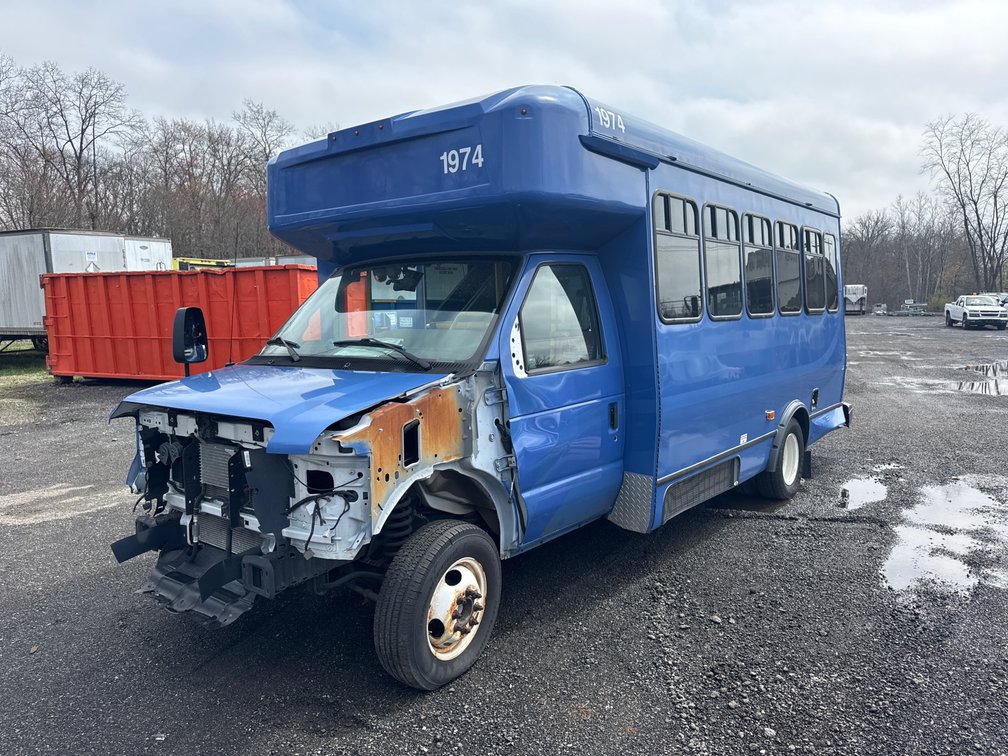 2019 Ford E-350 Wheel Chair Bus