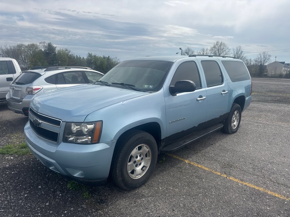 2011 Chevy Suburban -4x4