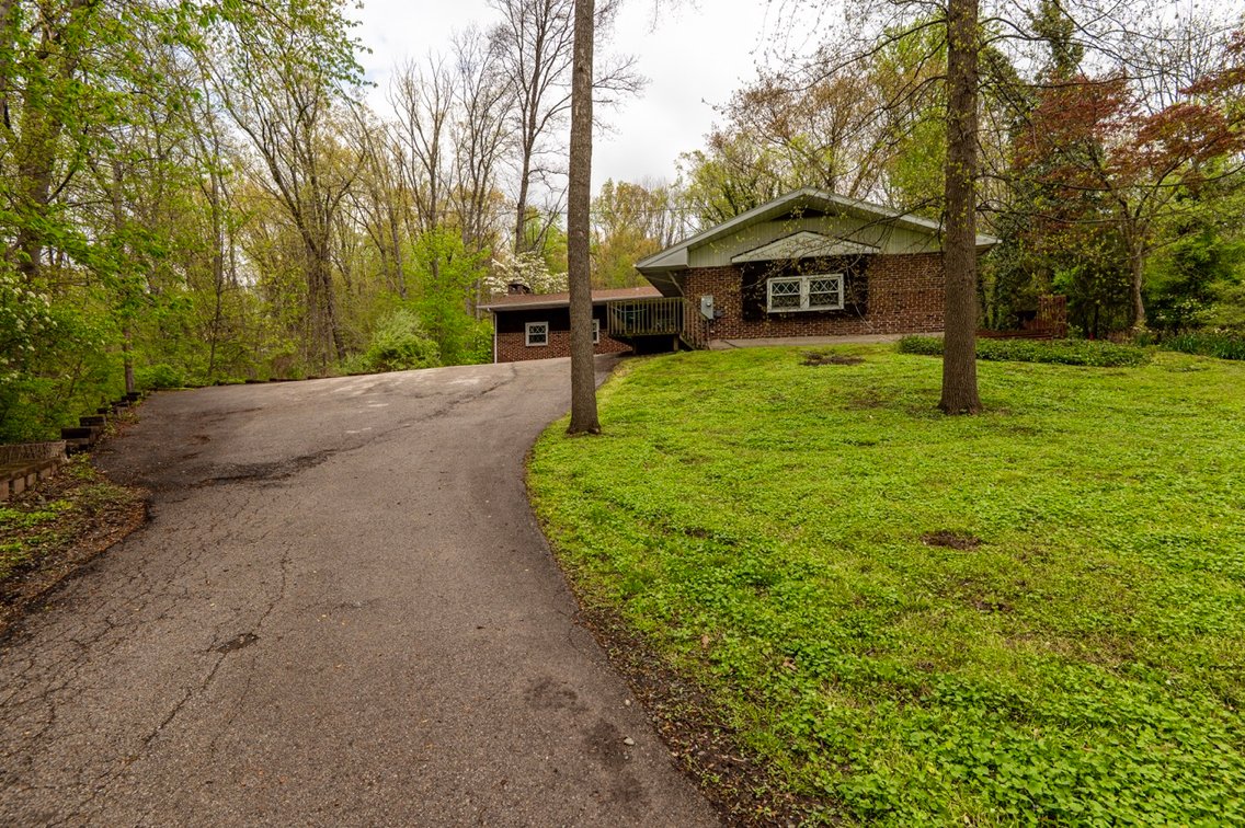 Image for 1701 Bahr Rd LIVE Real Estate Auction - Pottstown, PA