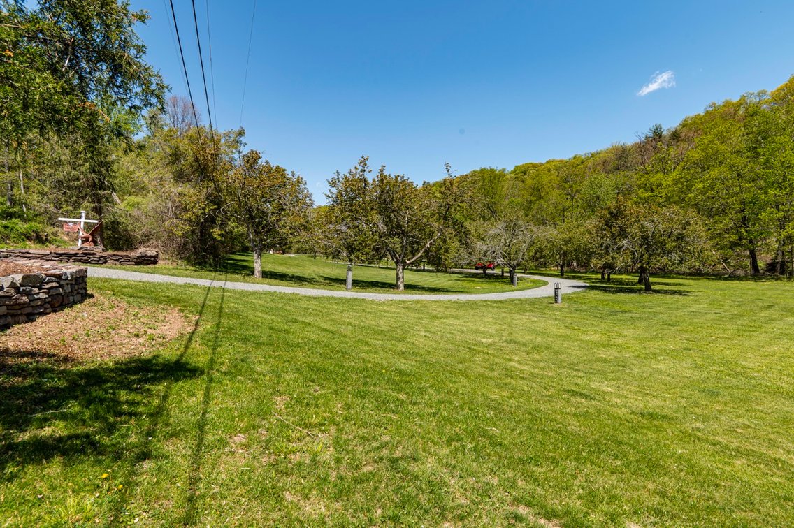 Image for 12 Upper Creek Rd LIVE Real Estate Auction - Stockton, NJ