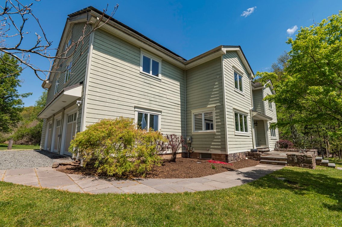 Image for 12 Upper Creek Rd LIVE Real Estate Auction - Stockton, NJ