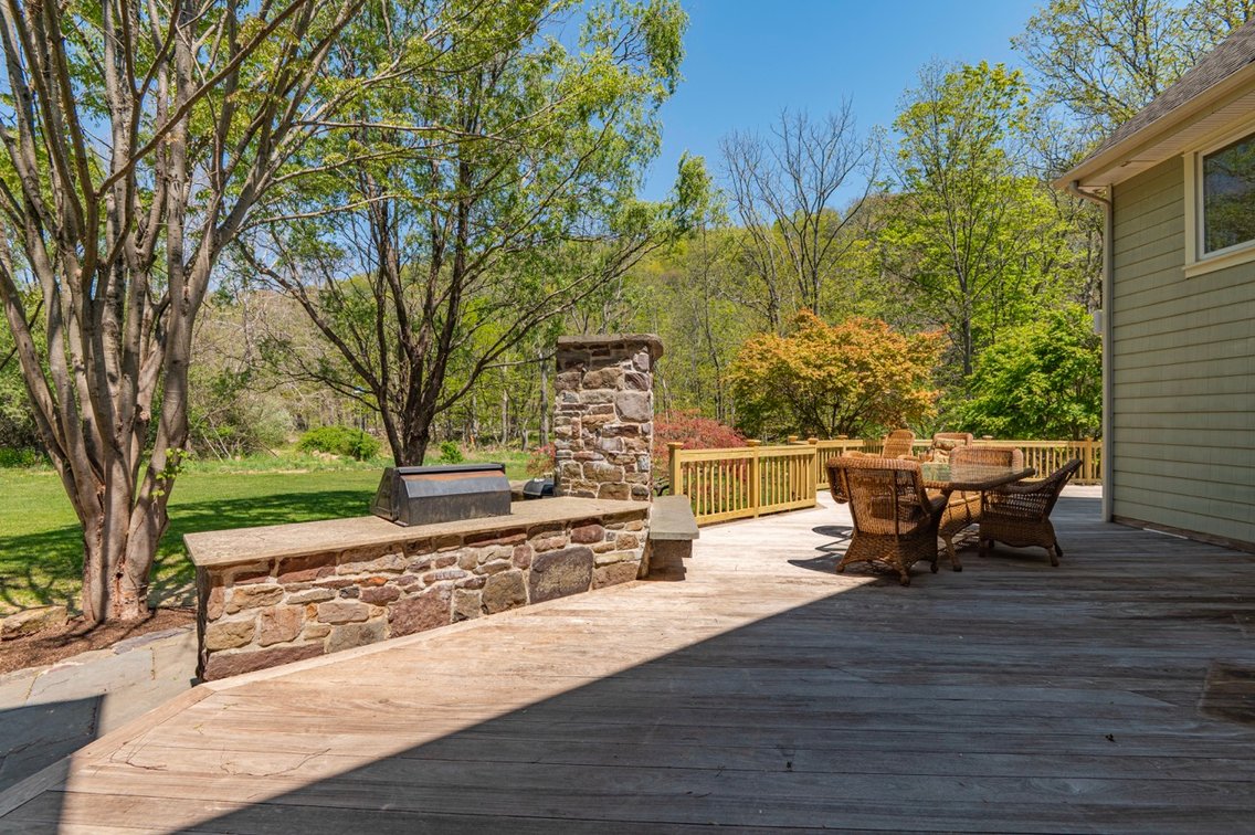 Image for 12 Upper Creek Rd LIVE Real Estate Auction - Stockton, NJ