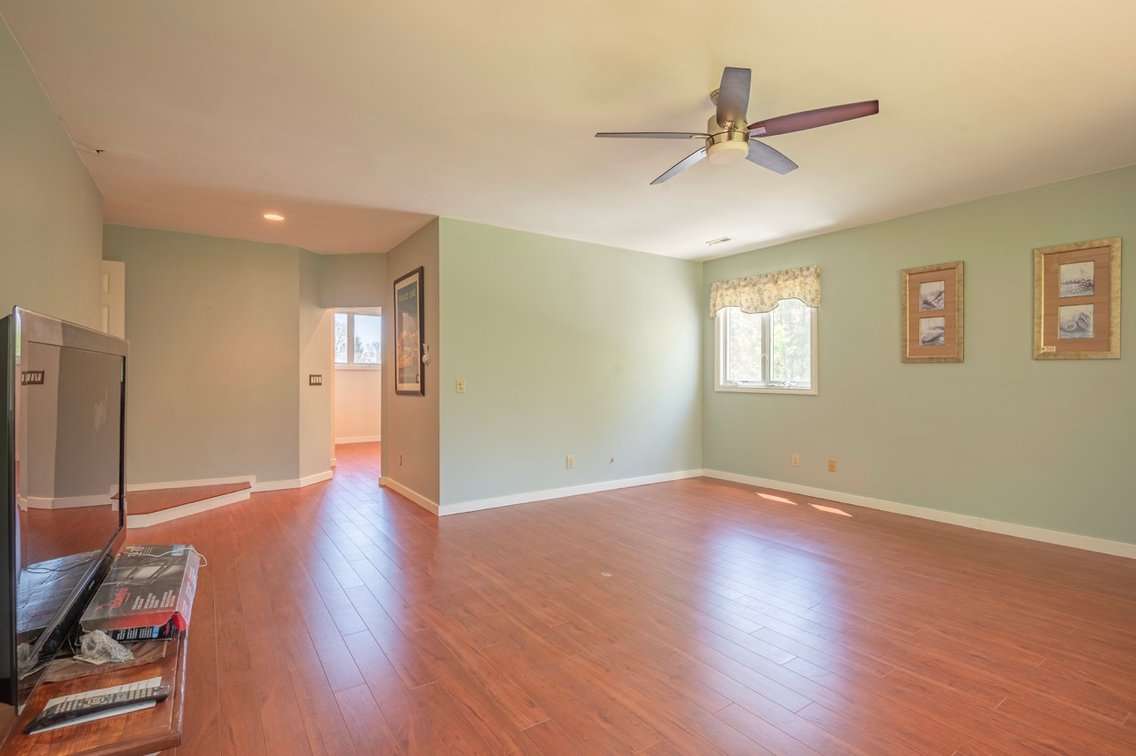 Image for 12 Upper Creek Rd LIVE Real Estate Auction - Stockton, NJ