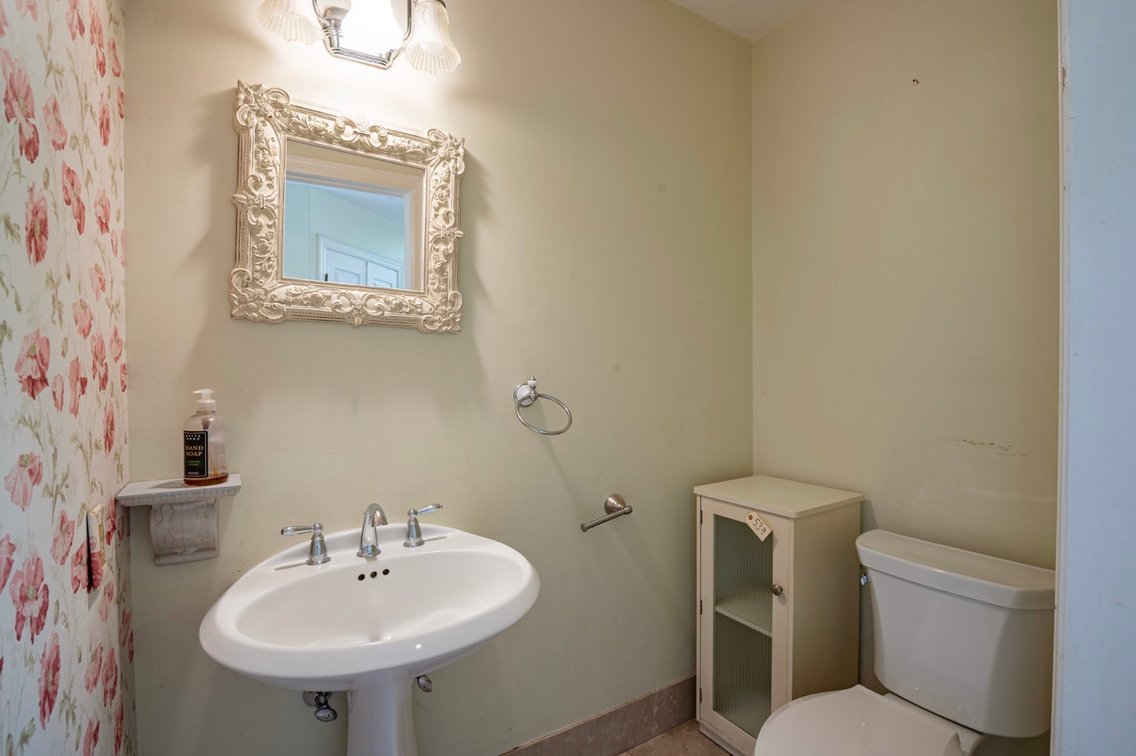 Image for 12 Upper Creek Rd LIVE Real Estate Auction - Stockton, NJ