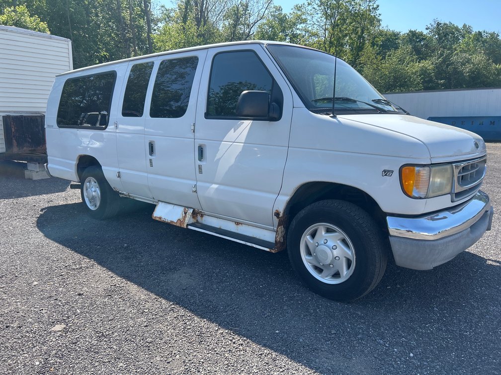 2002 Ford E-250 Passenger Van