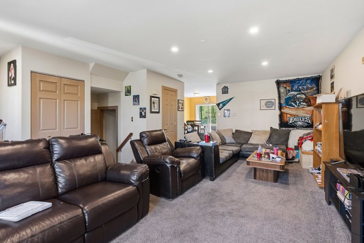 Image for 1264 Maple Glen Cir Real Estate Auction - Pottstown, PA 