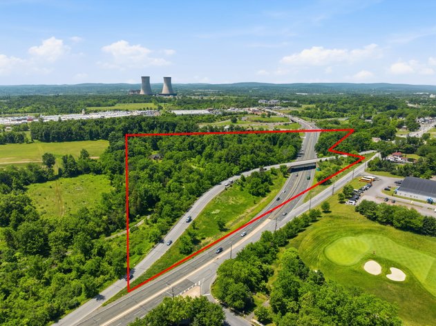 Image for 10 Sheridan Ln Real Estate Auction - Pottstown, PA