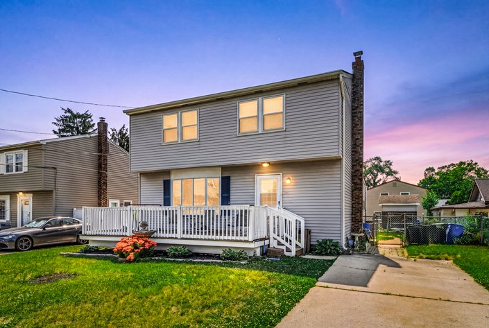 Image for 124 Dobbs Ave Real Estate Auction - Bellmawr, NJ