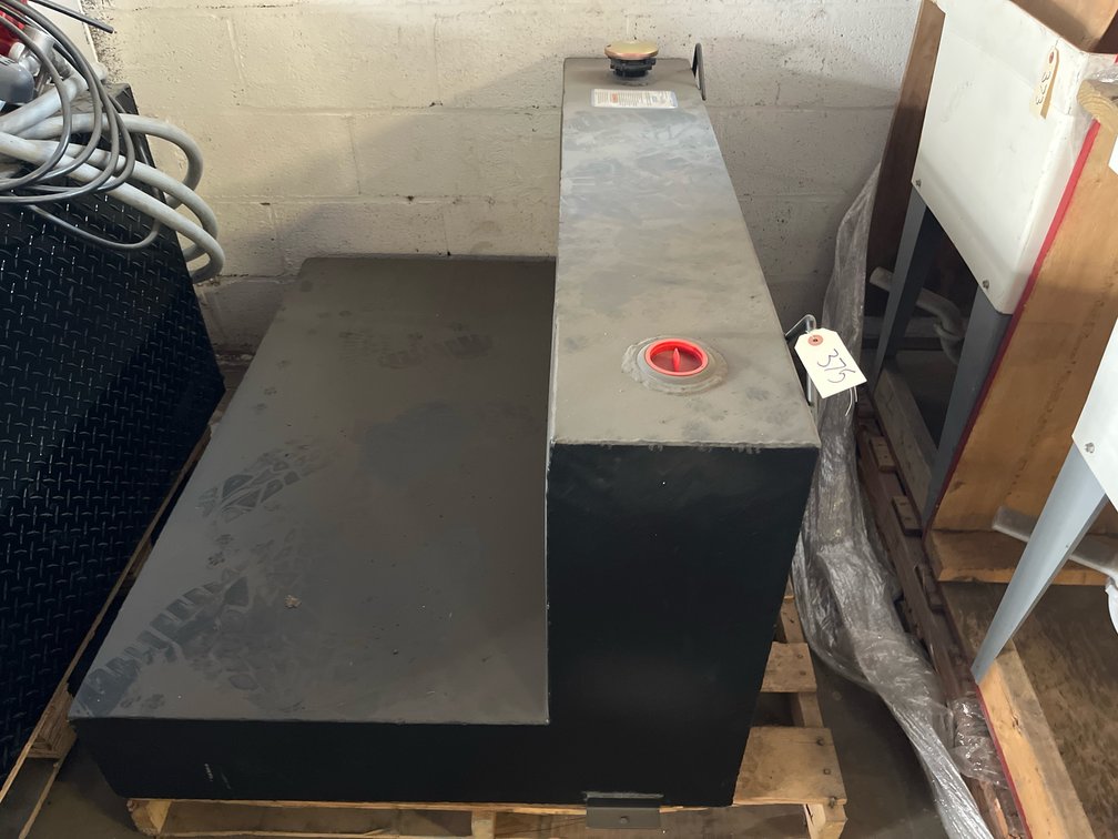 85-Gallon Truck Fuel Transfer Tank