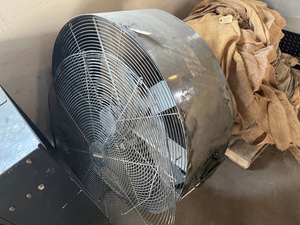 Master Shop 42" Floor Fan
