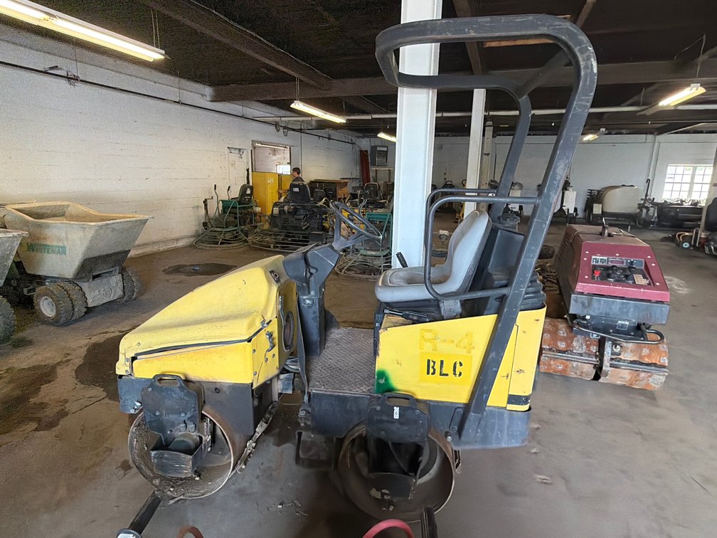 Wacker Drum Roller