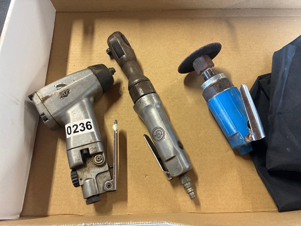 (2) Air Ratchets and (1) Cut Off Tool