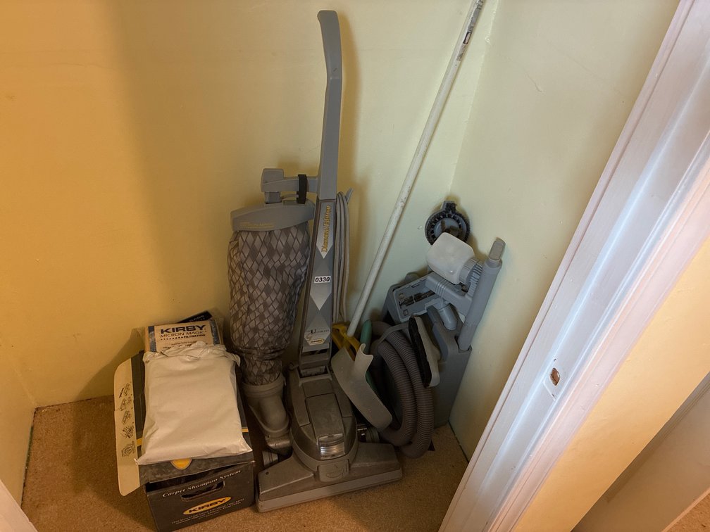 Kirby Carpet Cleaner and Accesories