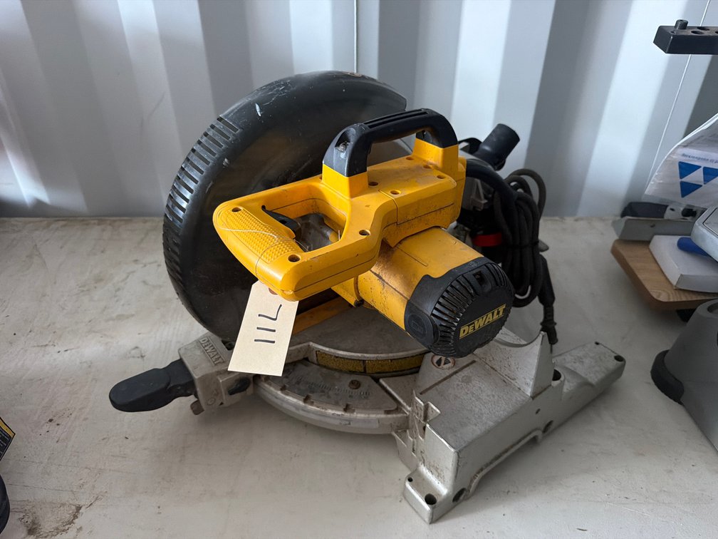 DeWalt 10” Compound Miter Saw