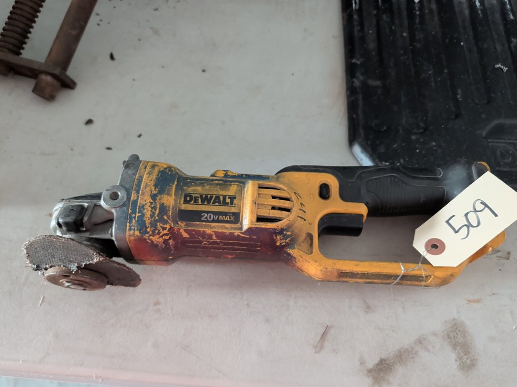 DeWalt Cordless 4-1/2" Cut-Off Tool