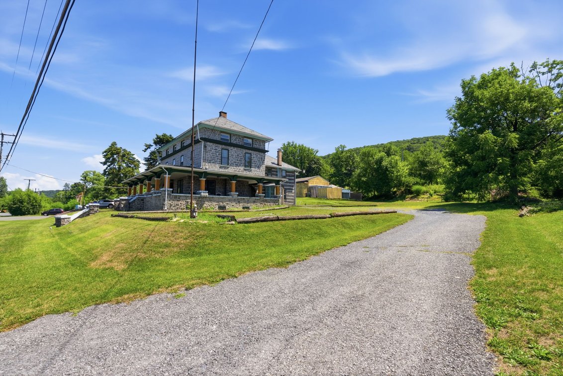 Image for Mixed-Use Commercial Building Real Estate Auction - Reading, PA