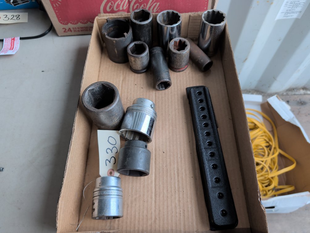 (2) Snap-On 1/2” Drive Deep Sockets, (2) Snap-On 3/4” Drive Shallow Sockets