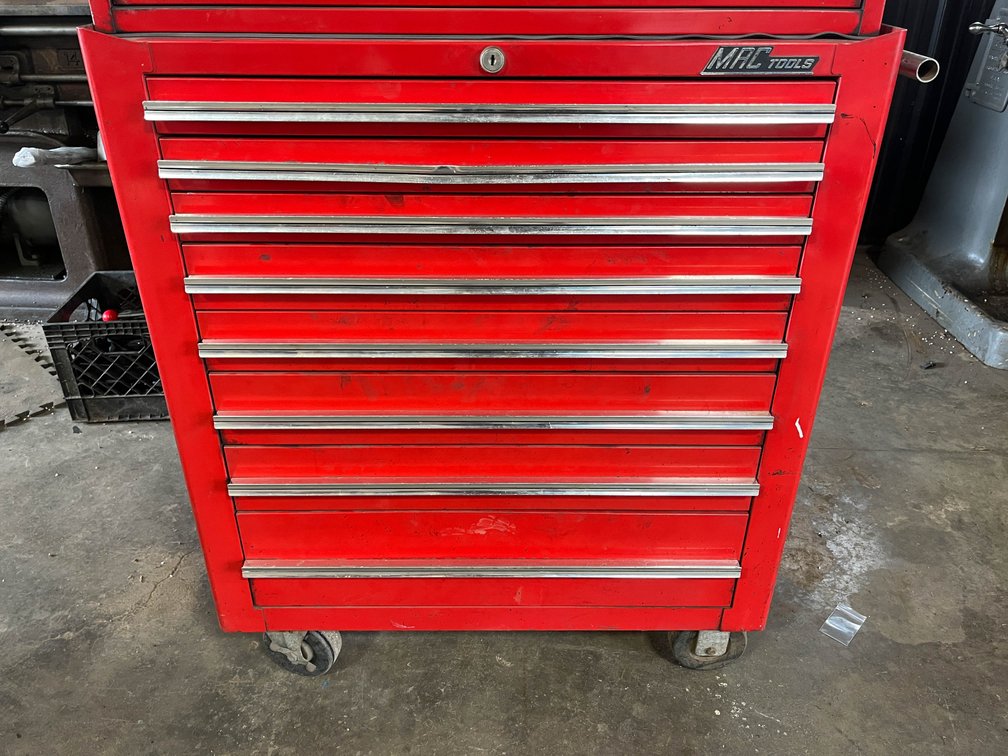 MAC Tools 8-Drawer Rolling Tool Box Chest