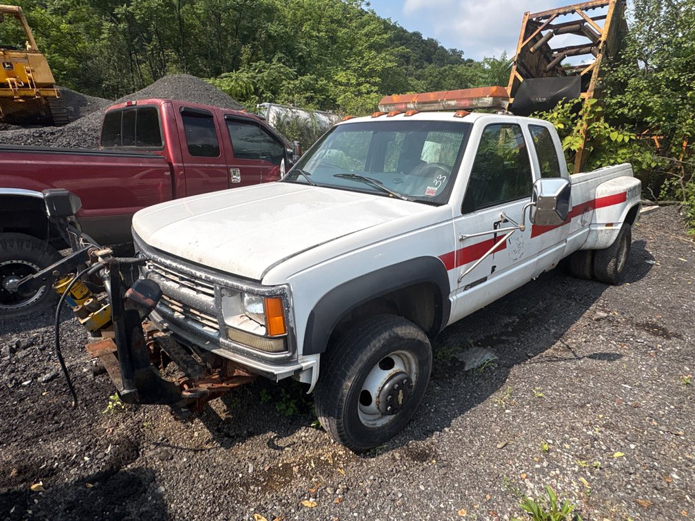 2000 Chevy 3500 4X4 Dually Extended Cab
