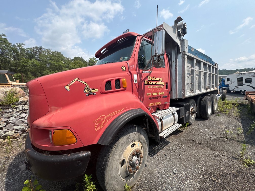 2000 Ford Sterling Tri-Axle Dump