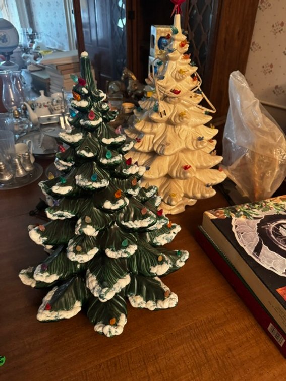 Image for LIVE AUCTION Collectibles, Antiques, Furniture, Tools & Home Contents - Boyertown, PA