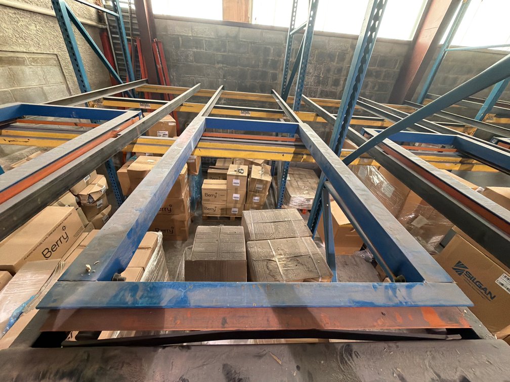 (1) Push-Back Pallet Rack Cart / Roller Assembly