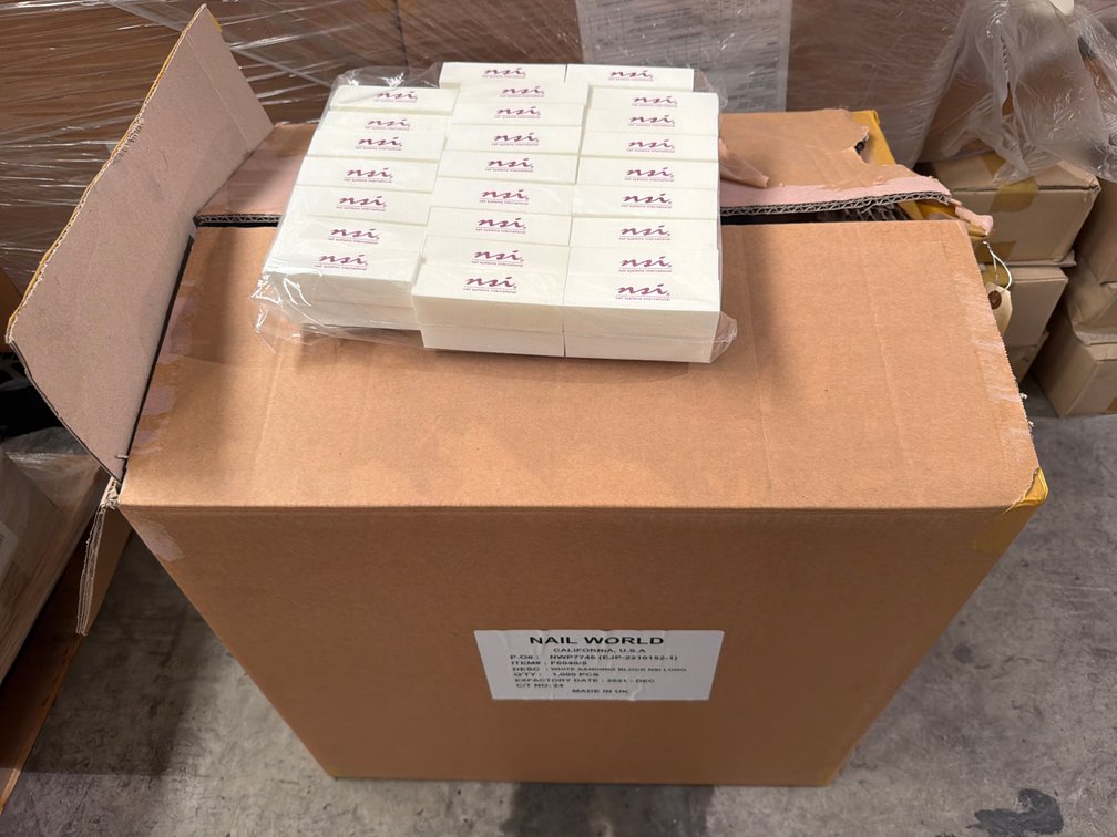(1) Case NSI White Nail Sanding Blocks