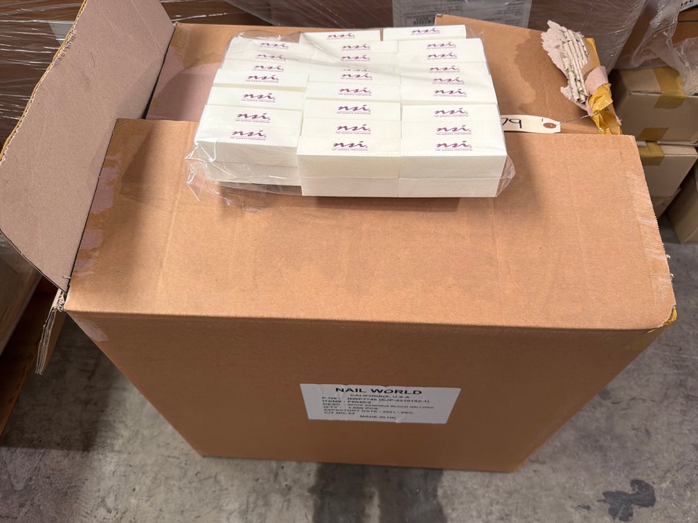 (1) Partial Case NSI White Nail Sanding Blocks