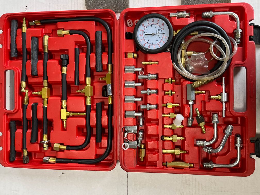 Fuel Injection Pressure Tester Kit
