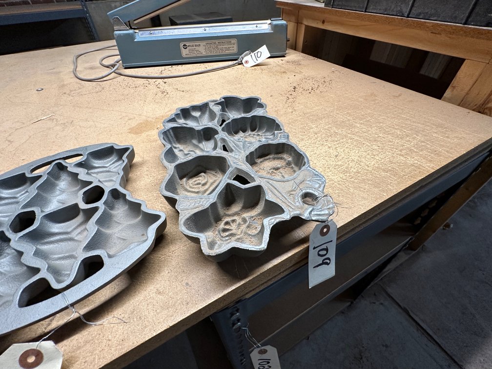 Heavy-Duty Cast Iron Multi-Cavity Mold