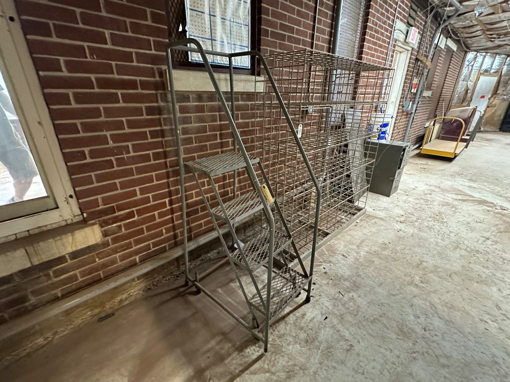 Portable Steel Stock Ladder