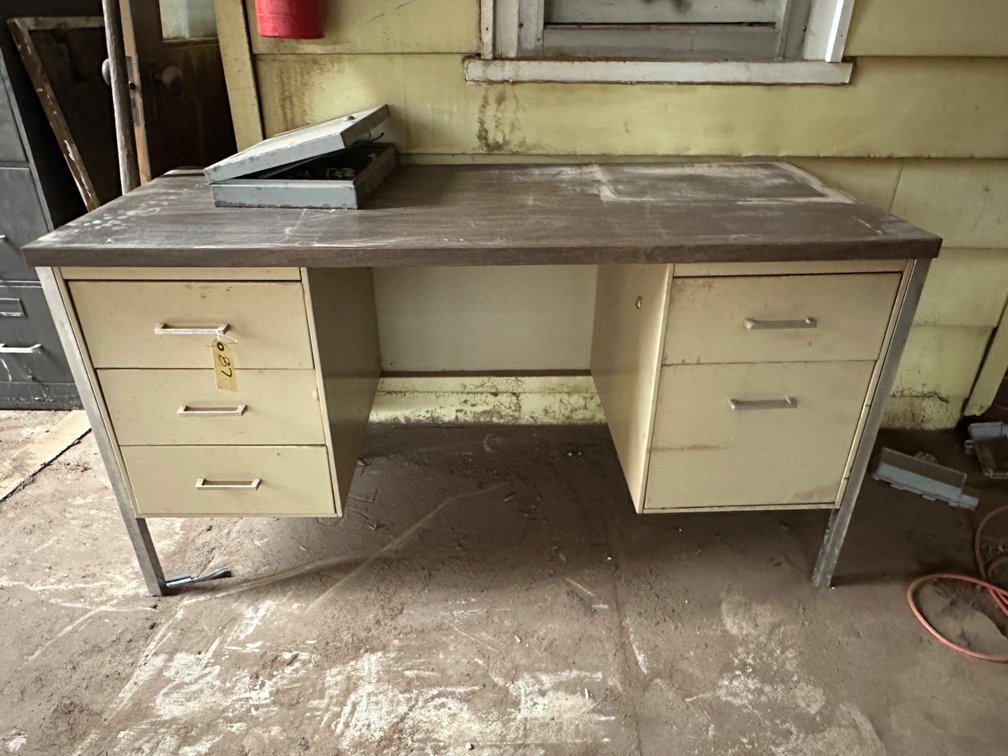 Office Furniture & Storage