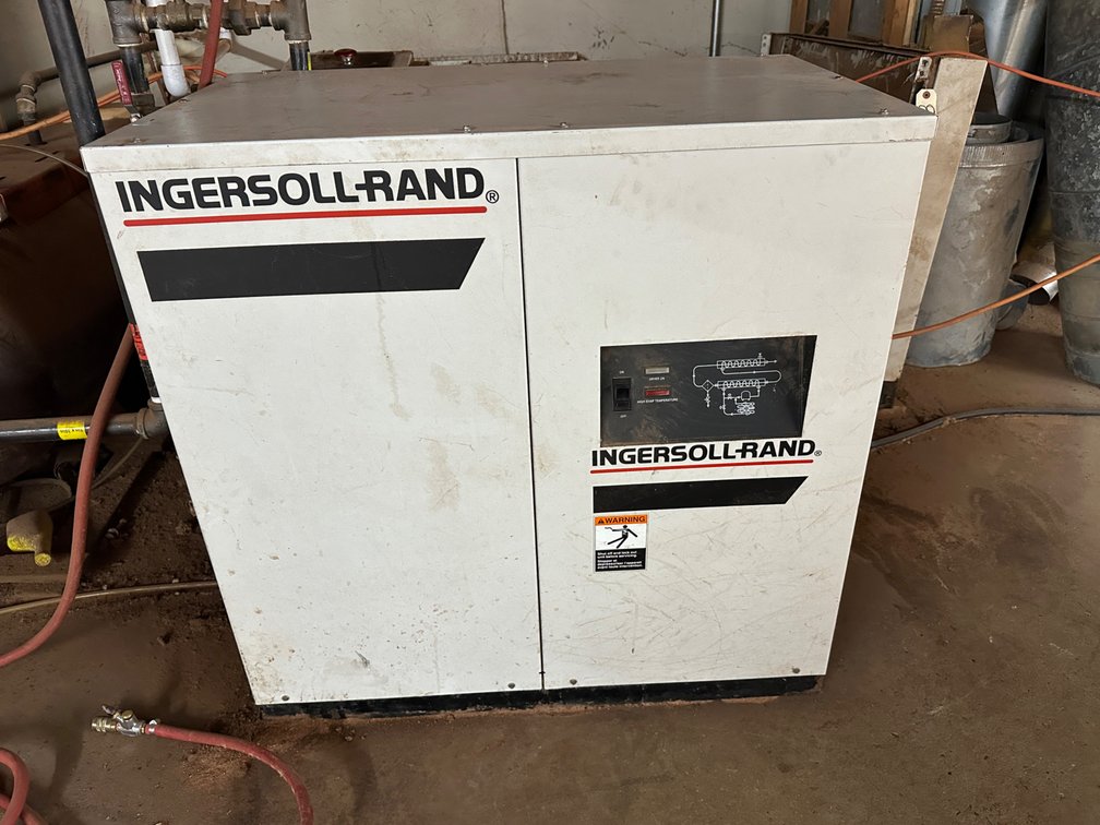 Ingersoll Rand DXR100 Refrigerated Air Dryer