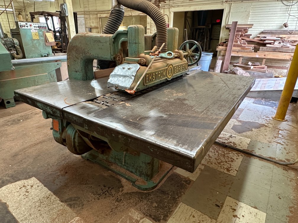 Ekstrom-Carlson Straight-Line Rip Saw