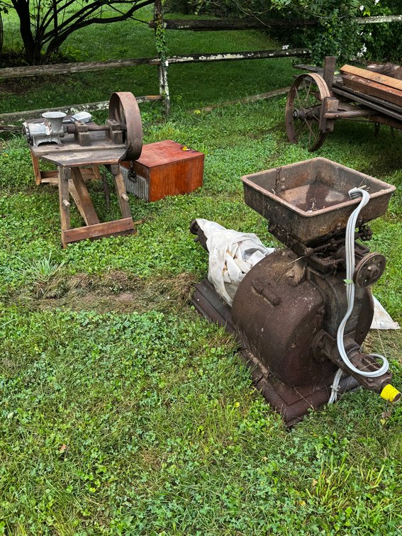 Image for LIVE AUCTION Collectibles, Antiques, Furniture, Tools & Home Contents - Boyertown, PA