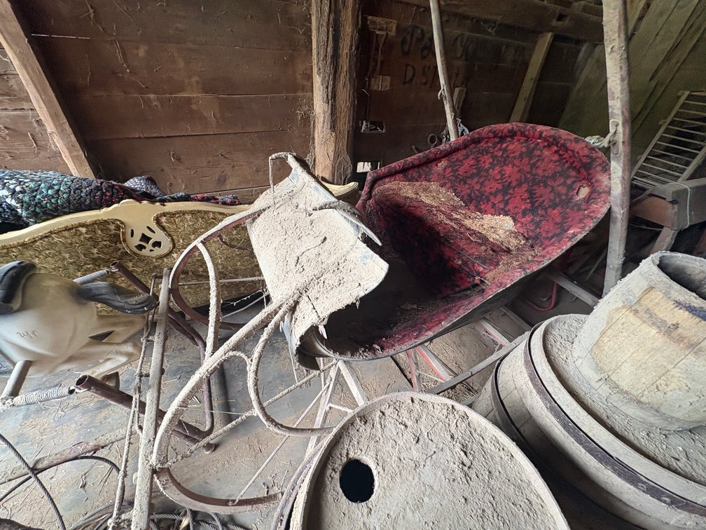 Image for LIVE AUCTION Collectibles, Antiques, Furniture, Tools & Home Contents - Boyertown, PA