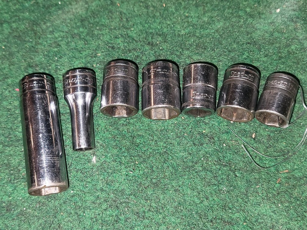 (7) Snap-On SAE & Metric Sockets