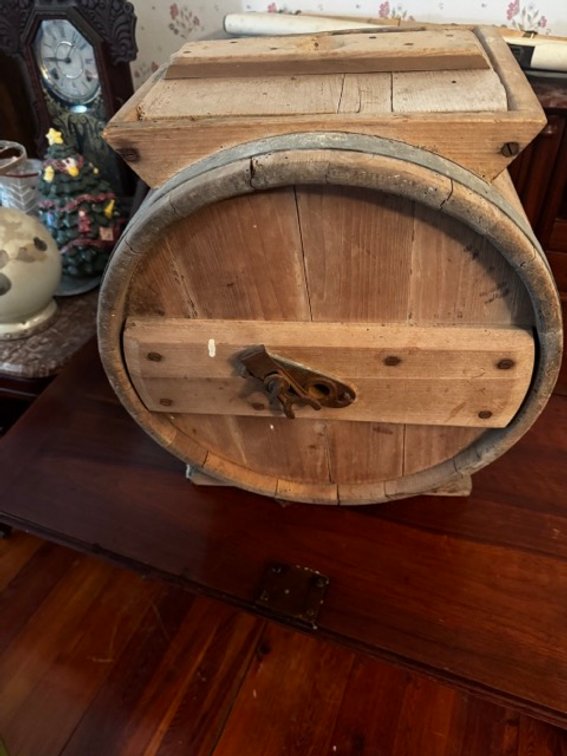 Image for LIVE AUCTION Collectibles, Antiques, Furniture, Tools & Home Contents - Boyertown, PA