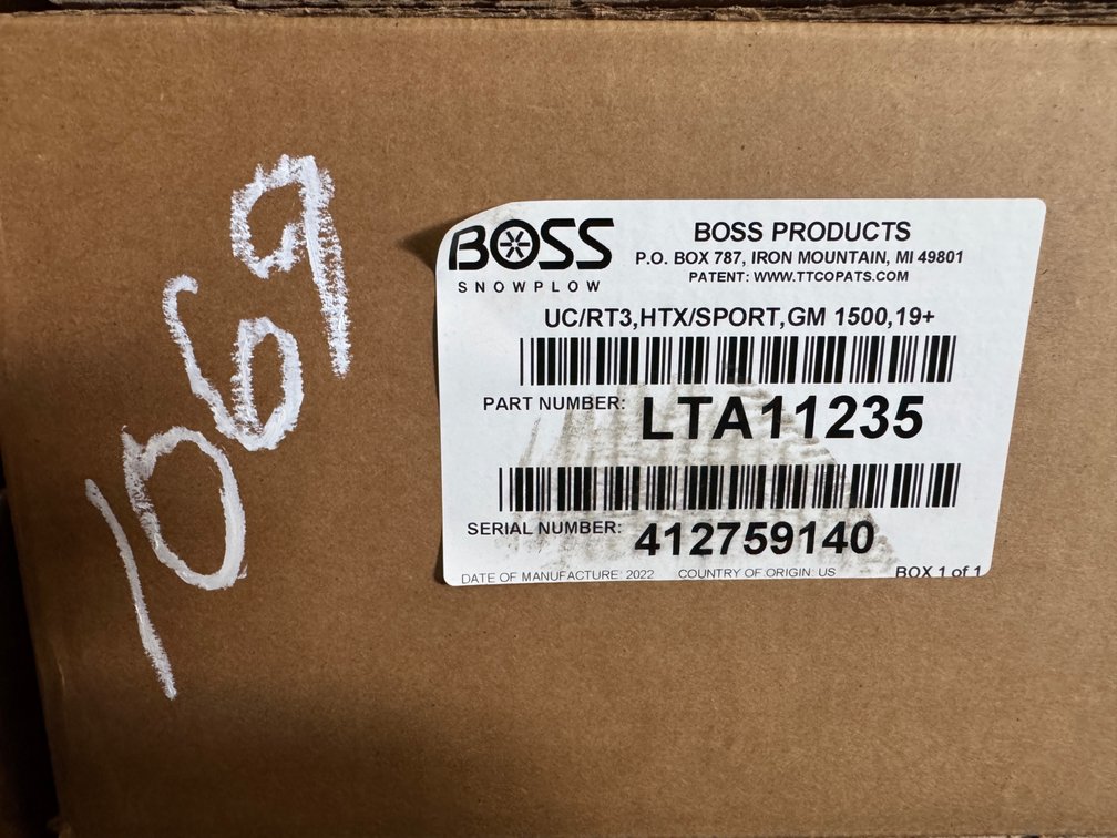 Boss RT3 HTX/Sport GM Plow Mount