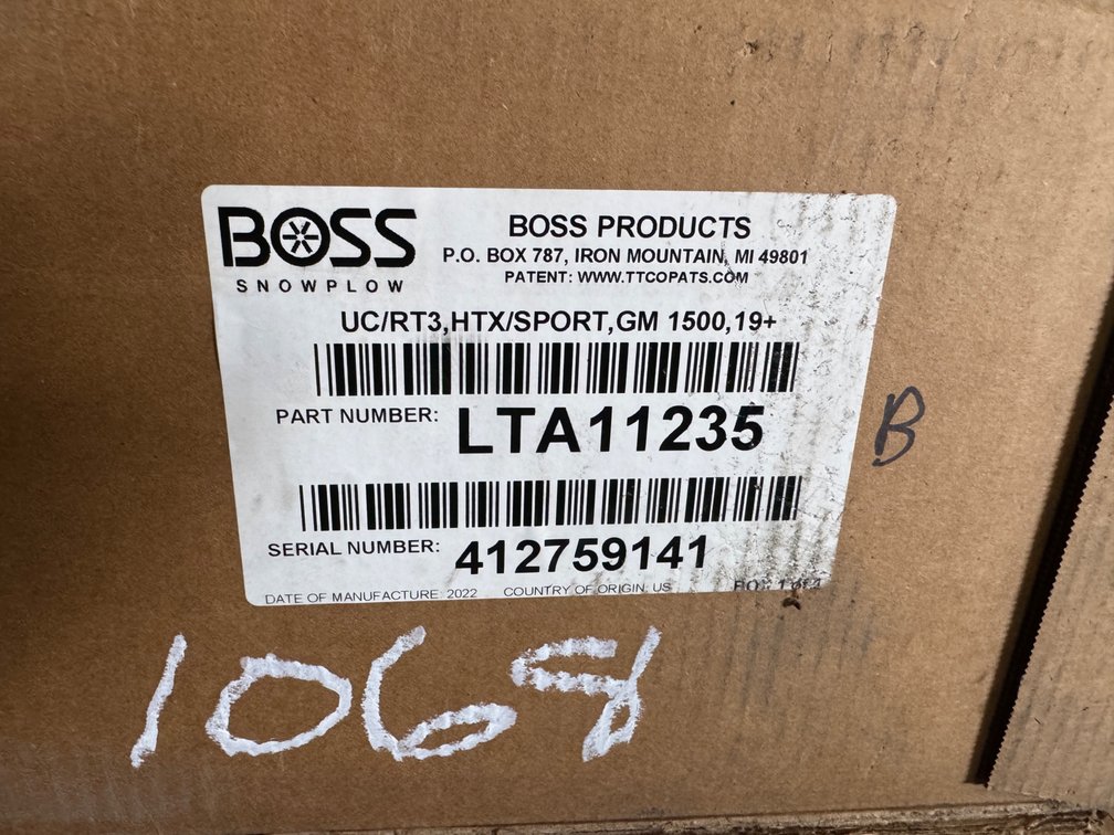 Boss RT3 HTX/Sport GM Plow Mount