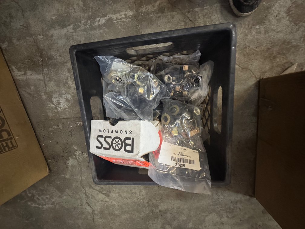 Boss Snowplow Cutting Edge Bolt Kits