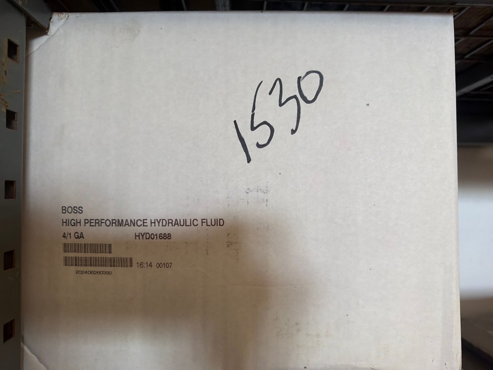(4) Gallons Boss Hydraulic Fluid