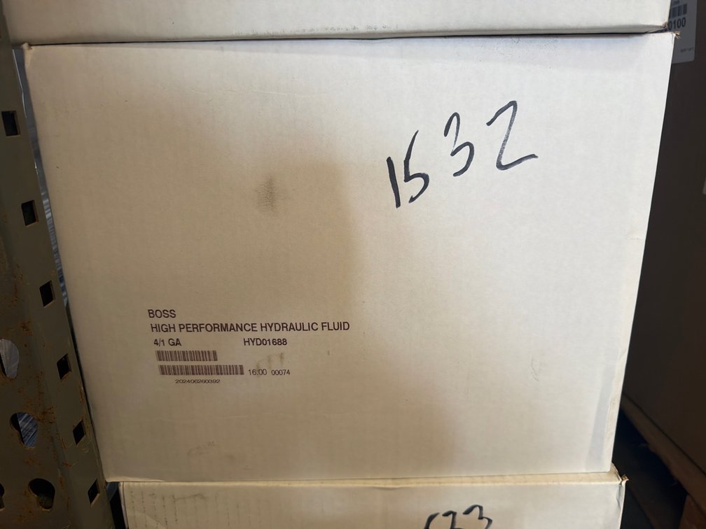 (4) Gallons Boss Hydraulic Fluid