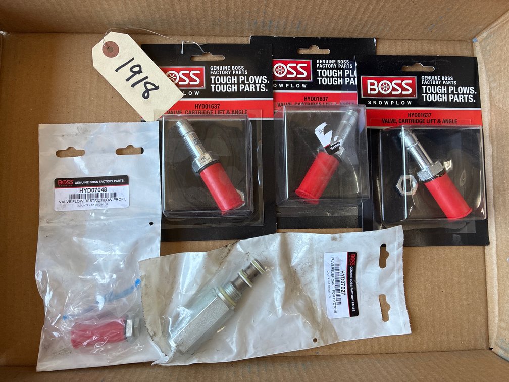 Box Lot Assorted Boss Hydraulic Valves