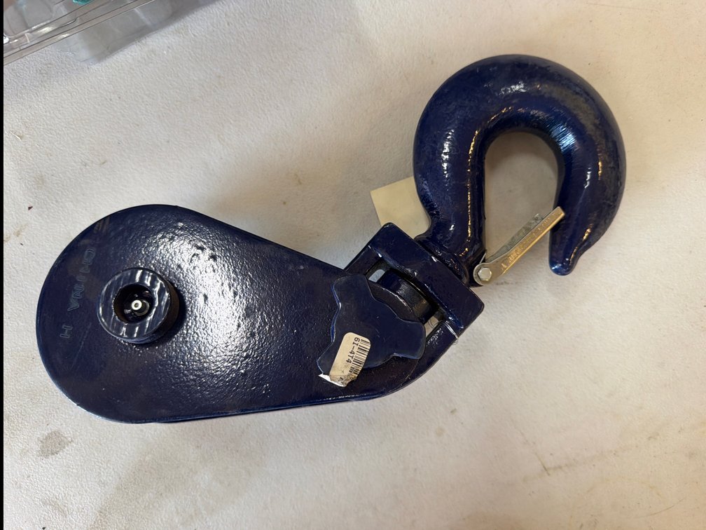 Snatch Block
