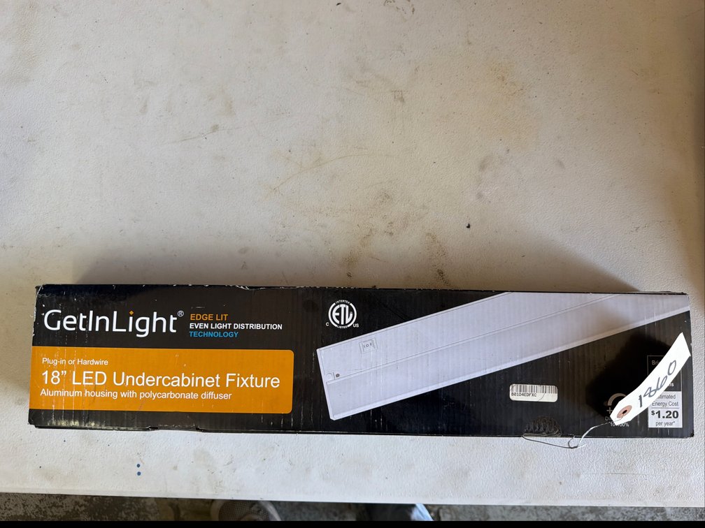18” LED Under-Cabinet Light Fixture