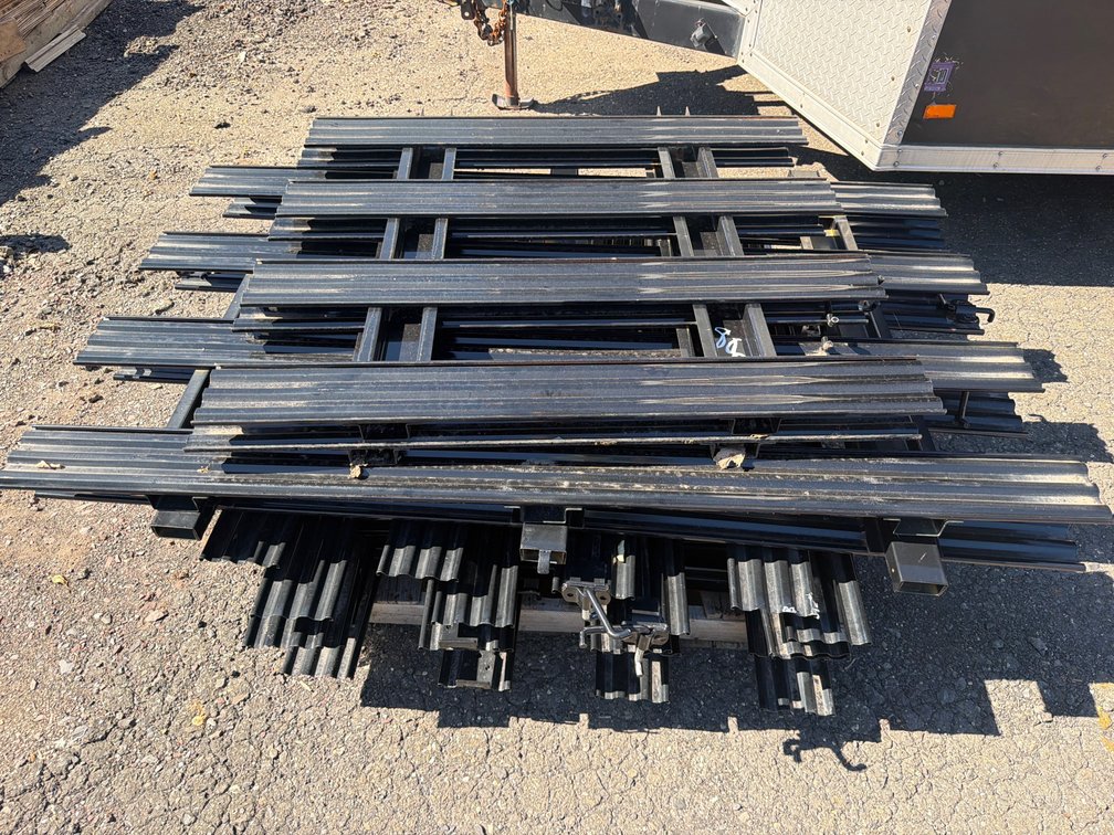 (11) Approx 4’ Stake Body Gates