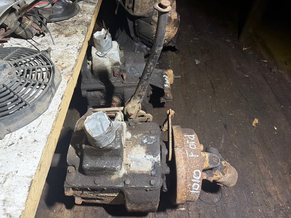 Ford Tranny Box